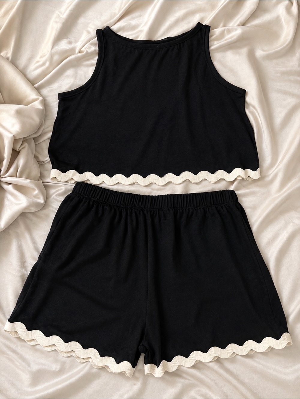 Black Scallop Trim Tank Top & Shorts Set- Women's Tank - Picture 1 of 2